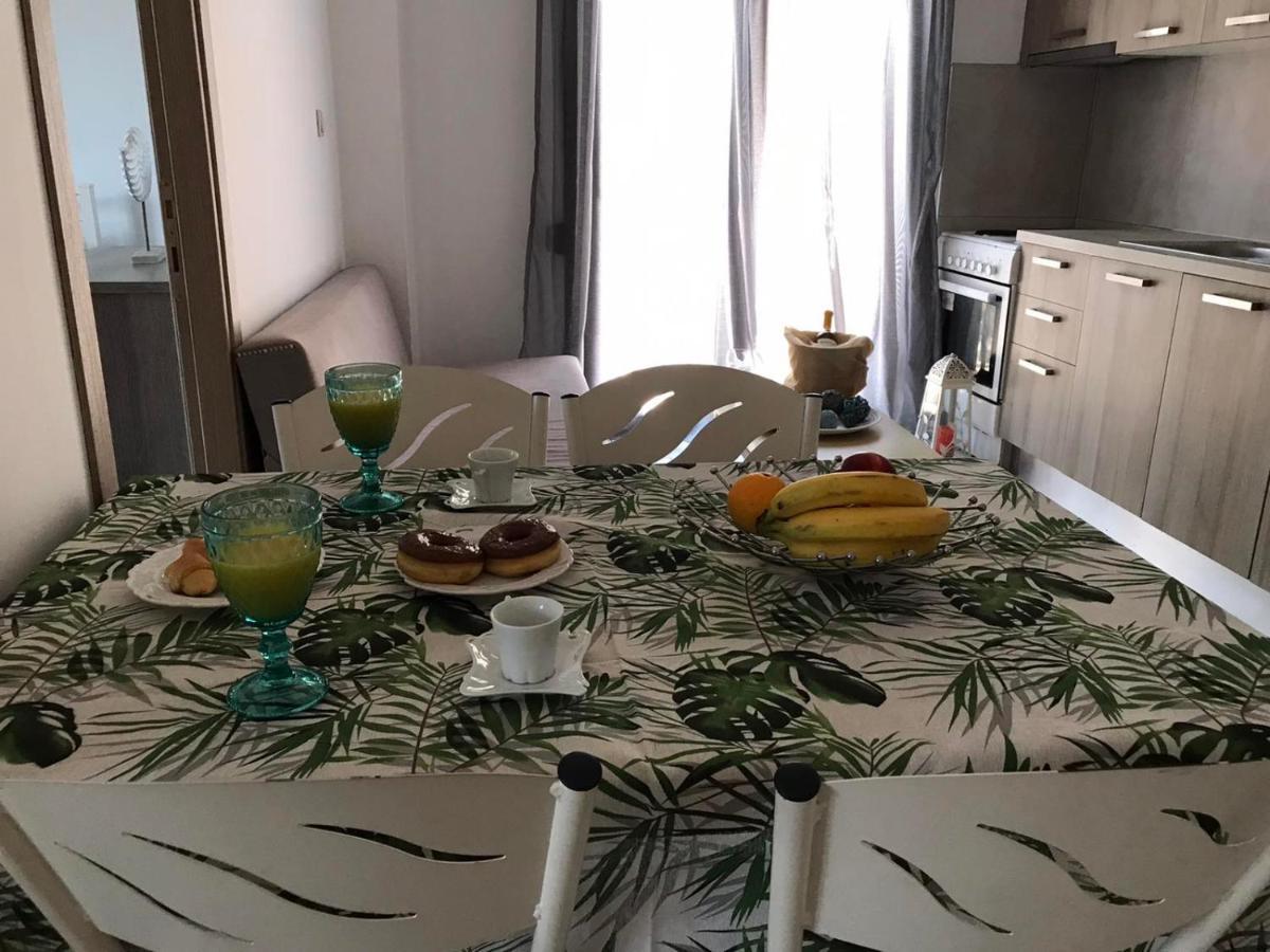 Kostas Apartment Ierissós Buitenkant foto